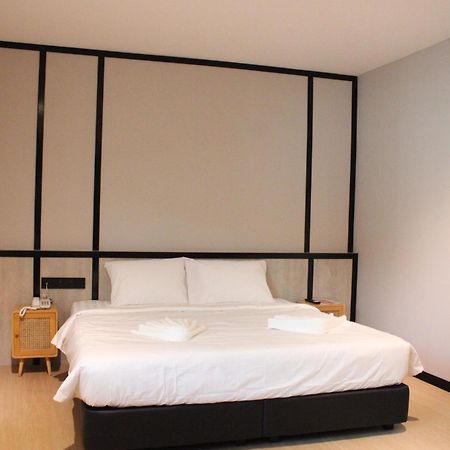 Urban Inn, Sp Saujana سونغاي بيتاني المظهر الخارجي الصورة