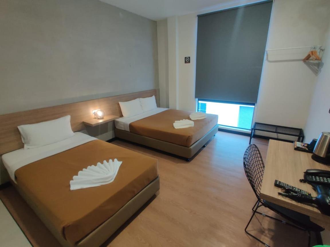 Urban Inn, Sp Saujana سونغاي بيتاني المظهر الخارجي الصورة
