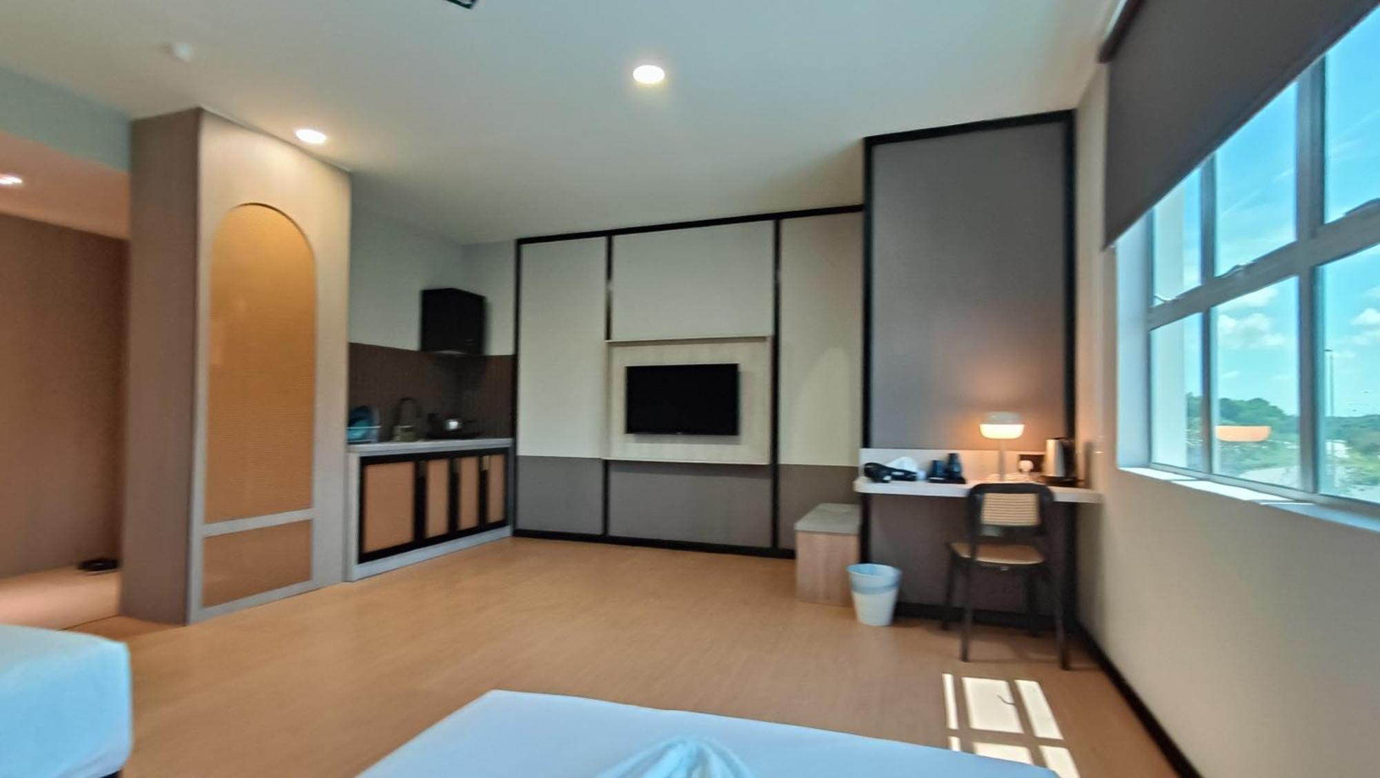 Urban Inn, Sp Saujana سونغاي بيتاني المظهر الخارجي الصورة